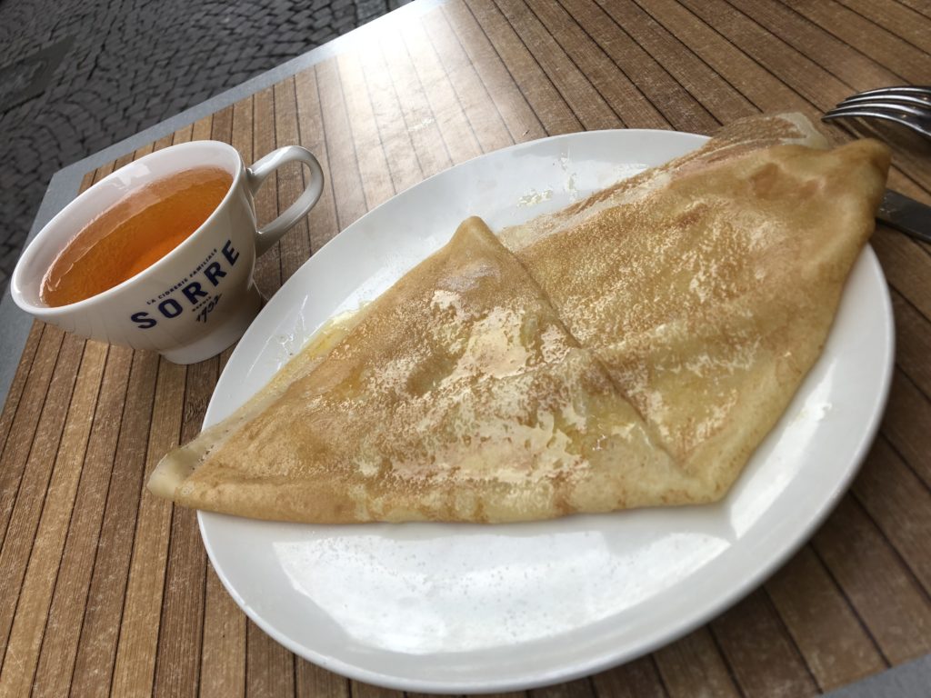 サンマロのレストラン、ラ・ブリガンティーヌで食べたクレープとシードル