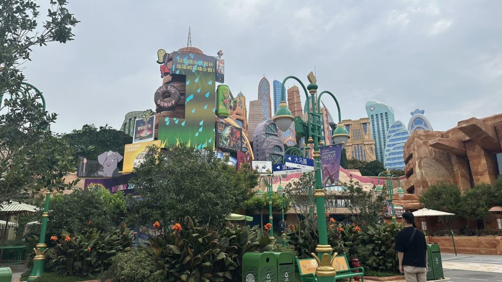 上海ディズニーをアーリーエントリーで入った際のズートピアエリア