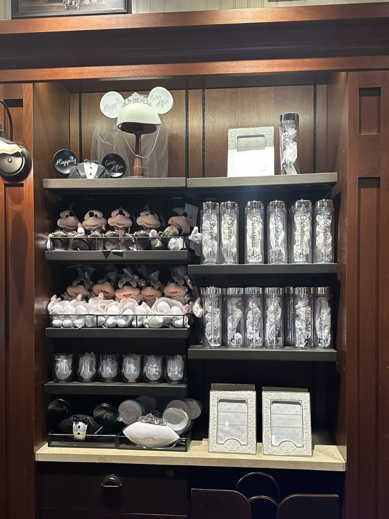 アウラニ・ディズニー カレパ・ストア ウェディンググッズアップ写真